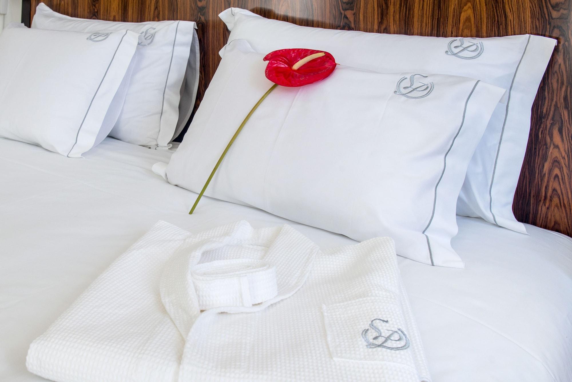 Prata Boutique Hotel 3*